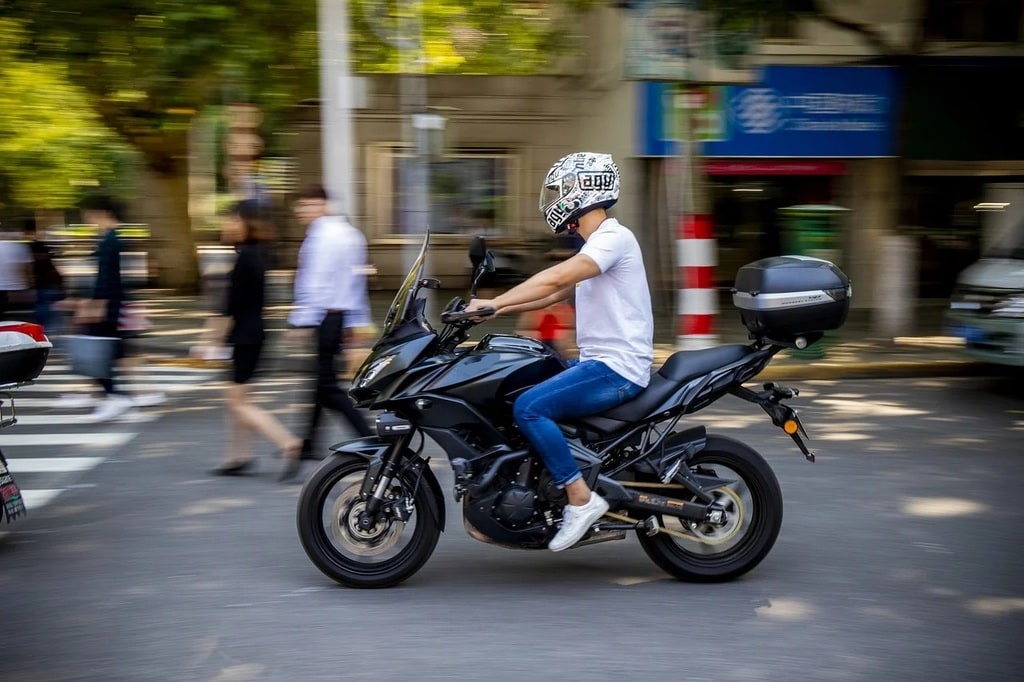 De bonnes habitudes pour une conduite moto sécurisée